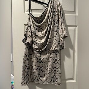 Jessica Simpson 1 shoulder snake dress- medium